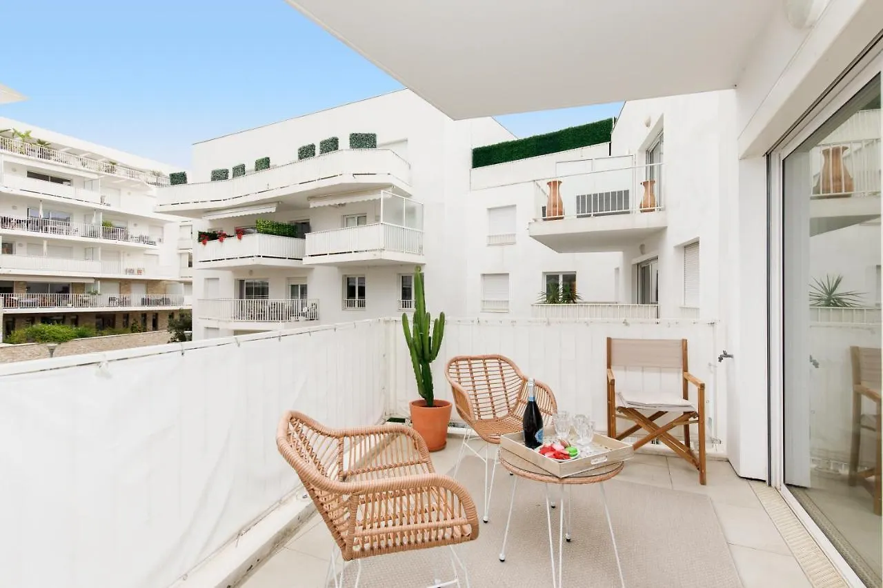Apartment Cannes Victoria Yourhosthelper France